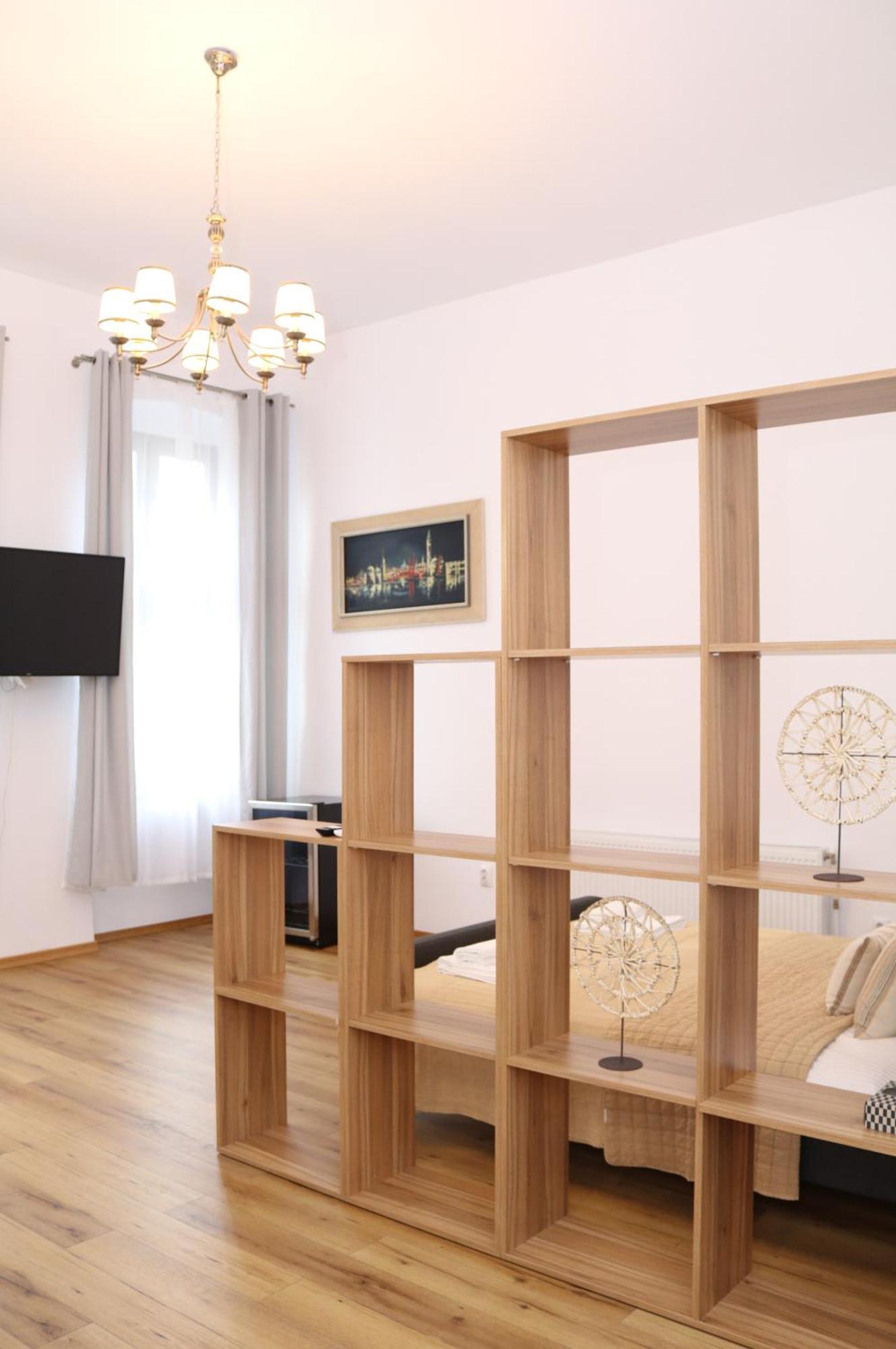 דירות Cluj Downtown Accomodation מראה חיצוני תמונה